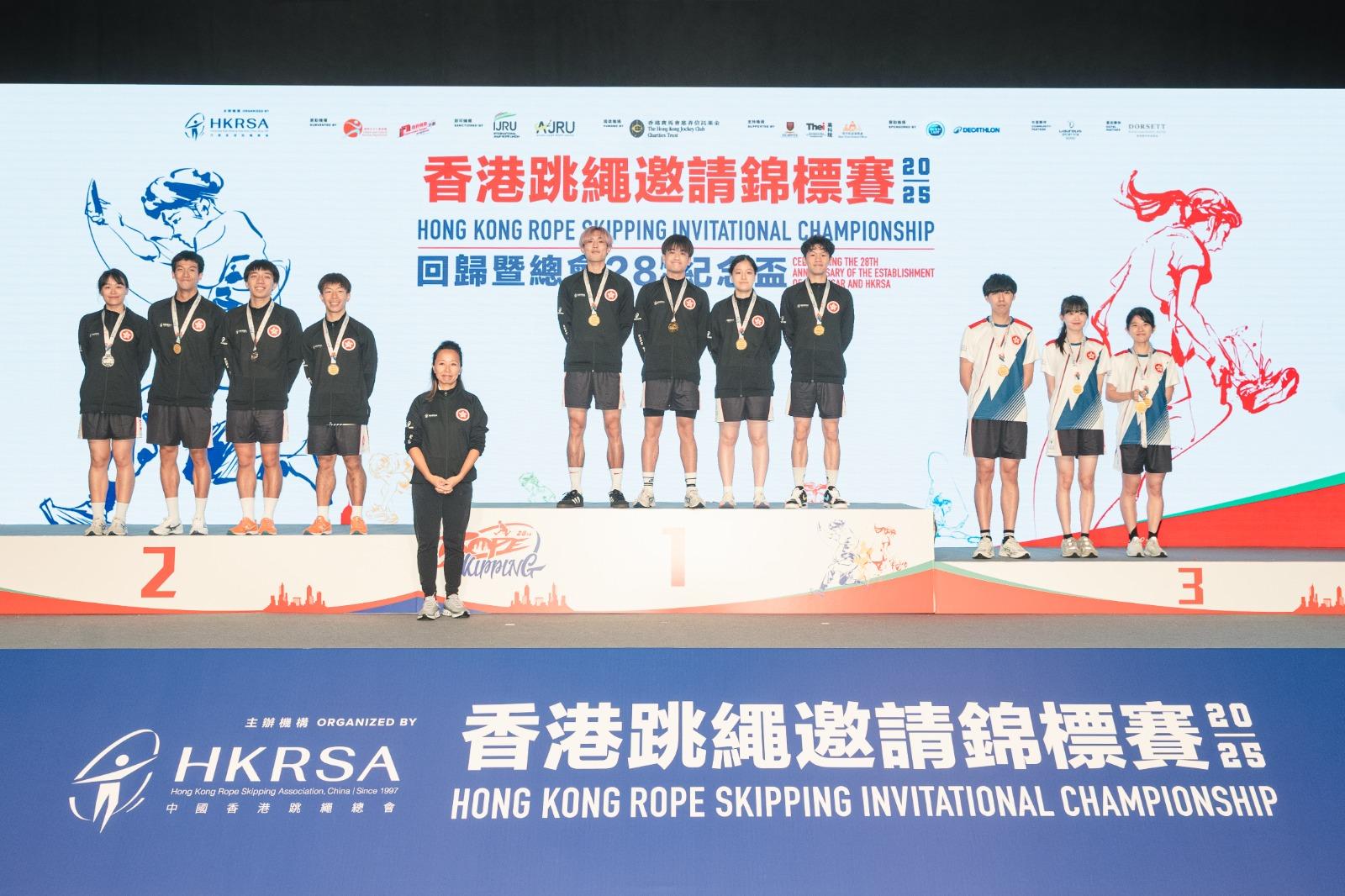 交互繩四人速度跳接力混合組蔡家源、梁凱然、張朗晴、劉盼晞