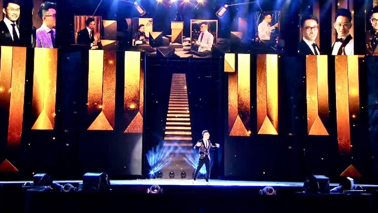在北京鳥巢舉行的公開演説
