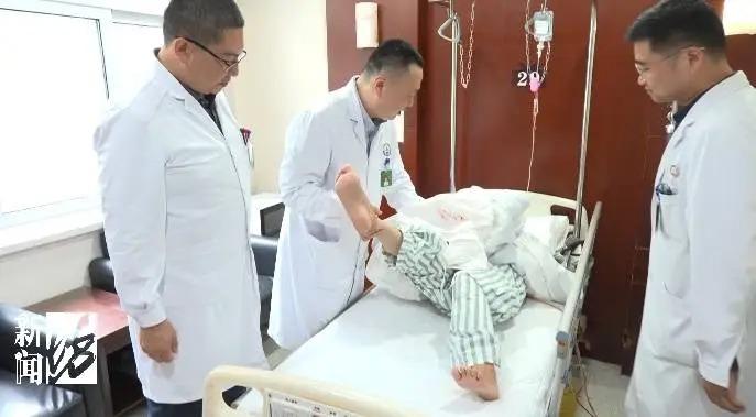 醫院立即組織骨科、放射科、麻醉科等多個科別會診,並進行詳細評估。