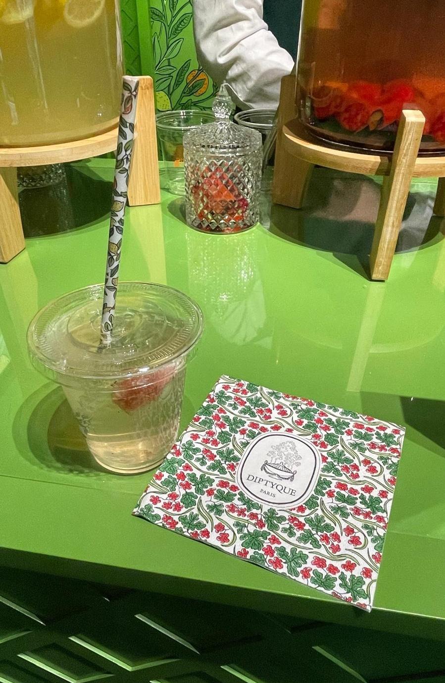 概念店推出一系列夏日果園主題冰飲