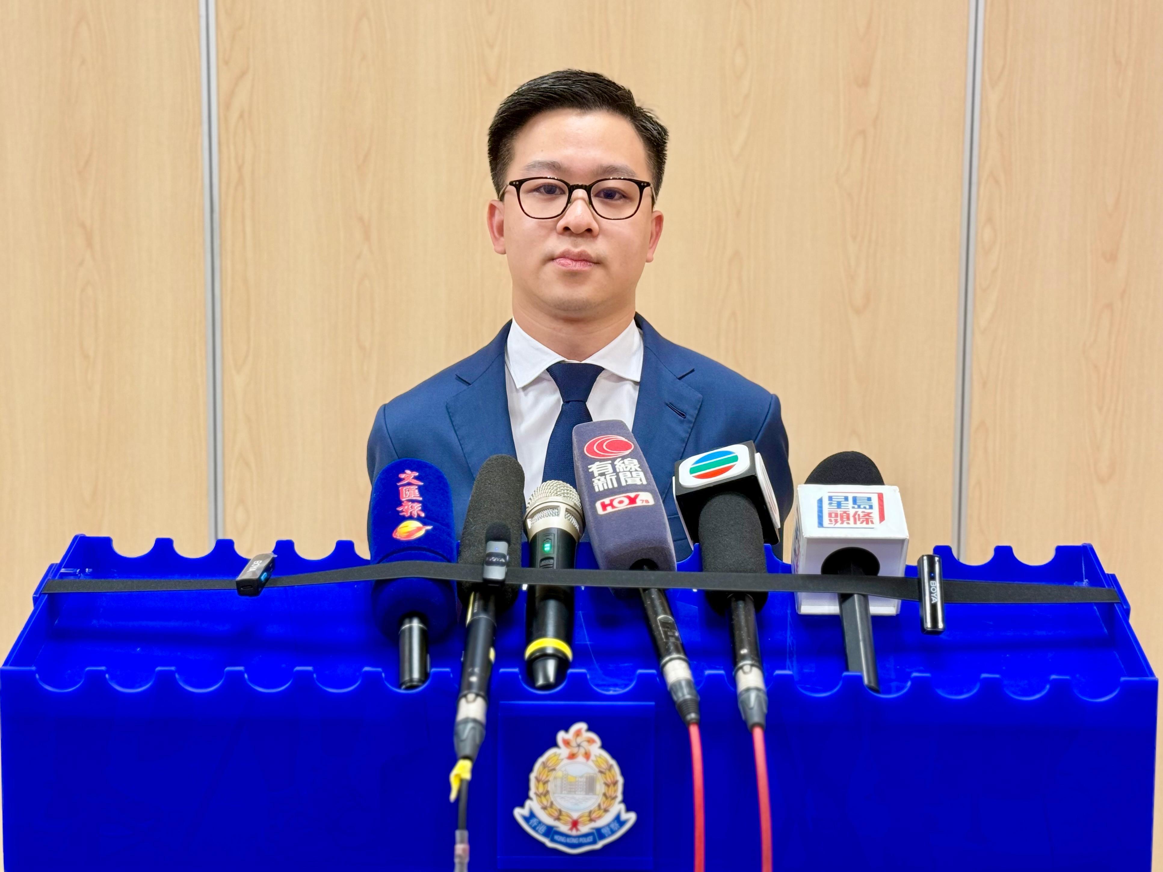 黃大仙警區刑事部署理總督察吳澤鉅。