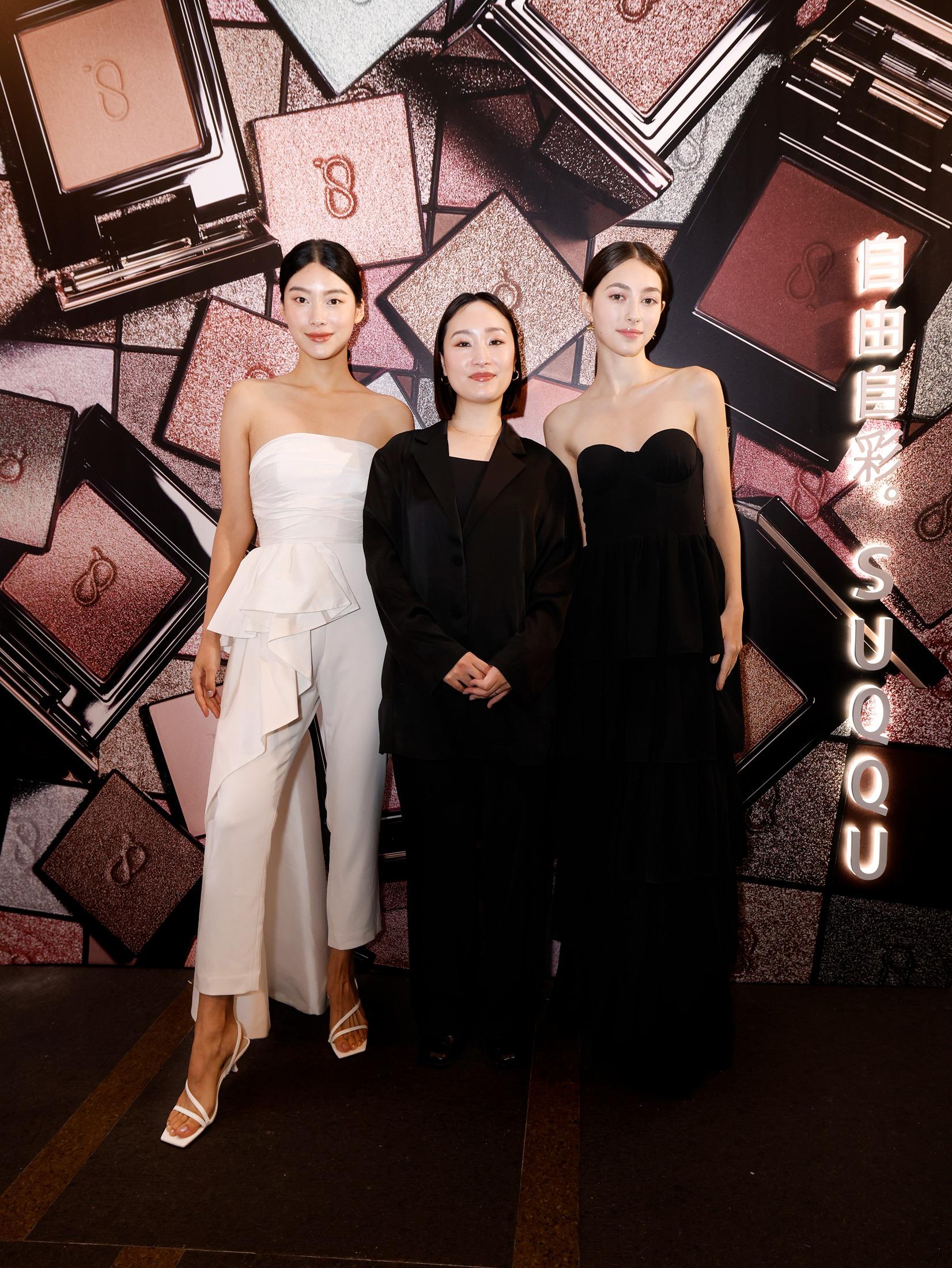 花田佳衣子示範兩款妝容,分別以柔和粉色及時尚棱光綠色為主軸。