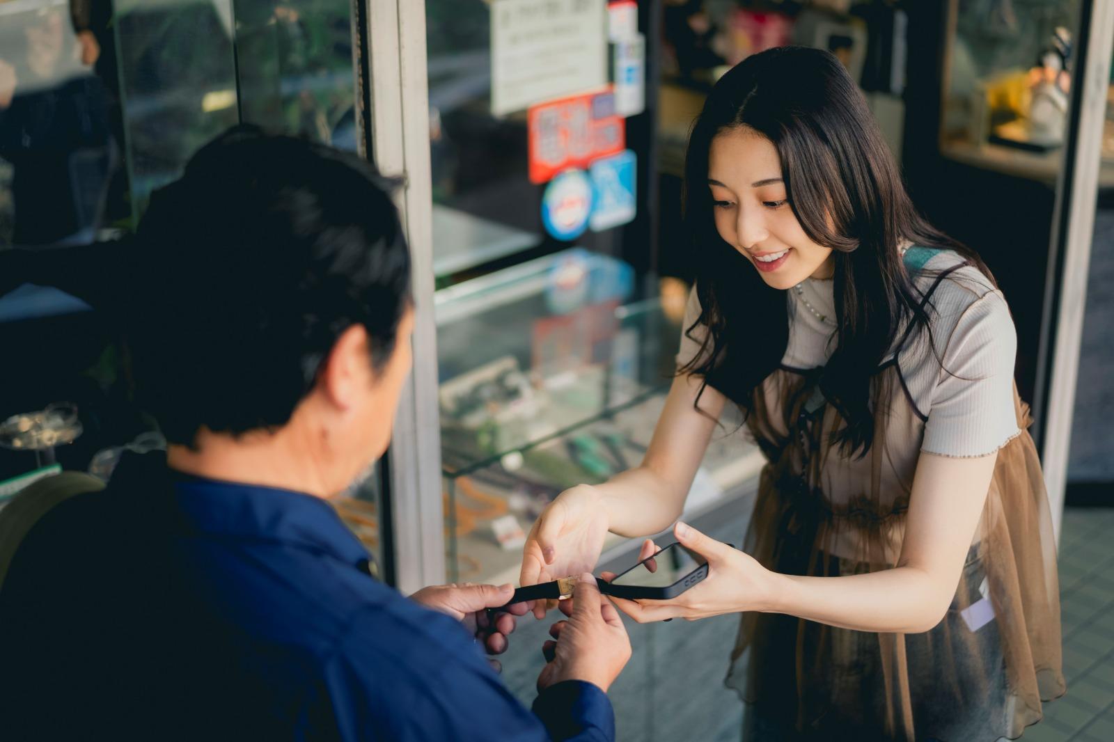 《我所看見的未來》於「預言日」前一天上架MV,寄望將故事中的愛與希望傳遞予樂迷。