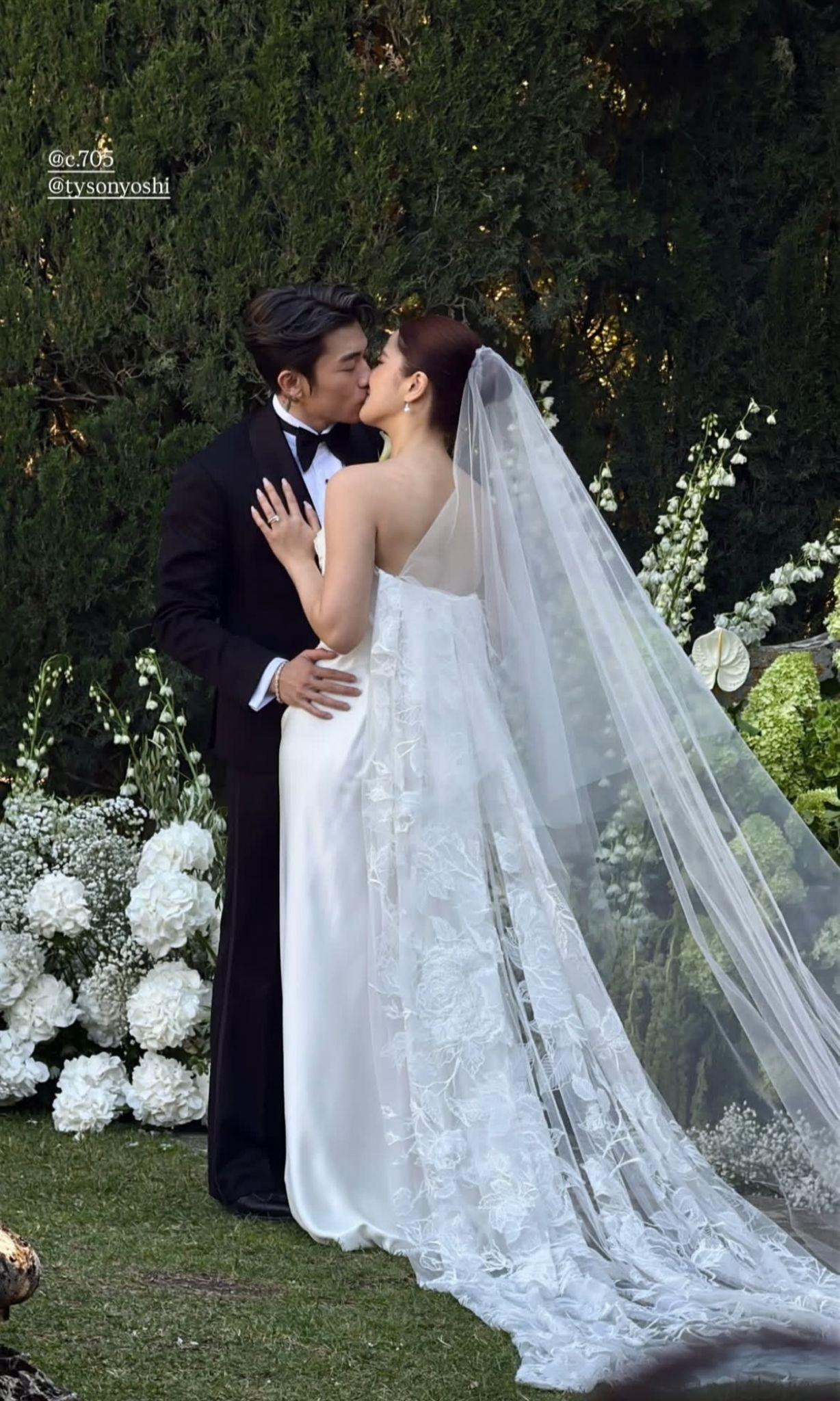 Tyson Yoshi在婚禮上狂啜Christy。