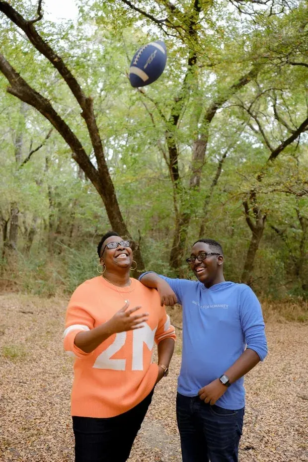 Danon氏症患者麥卡,在心臟移植手術後終可重返校園。