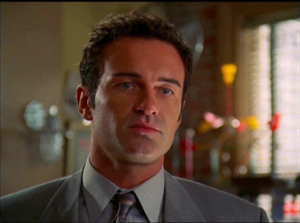 Julian McMahon