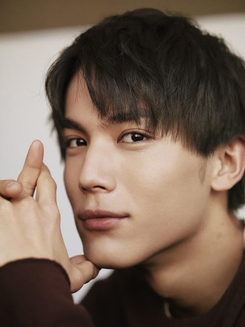 中川大志早前傳出已向橋本環奈求婚成功。