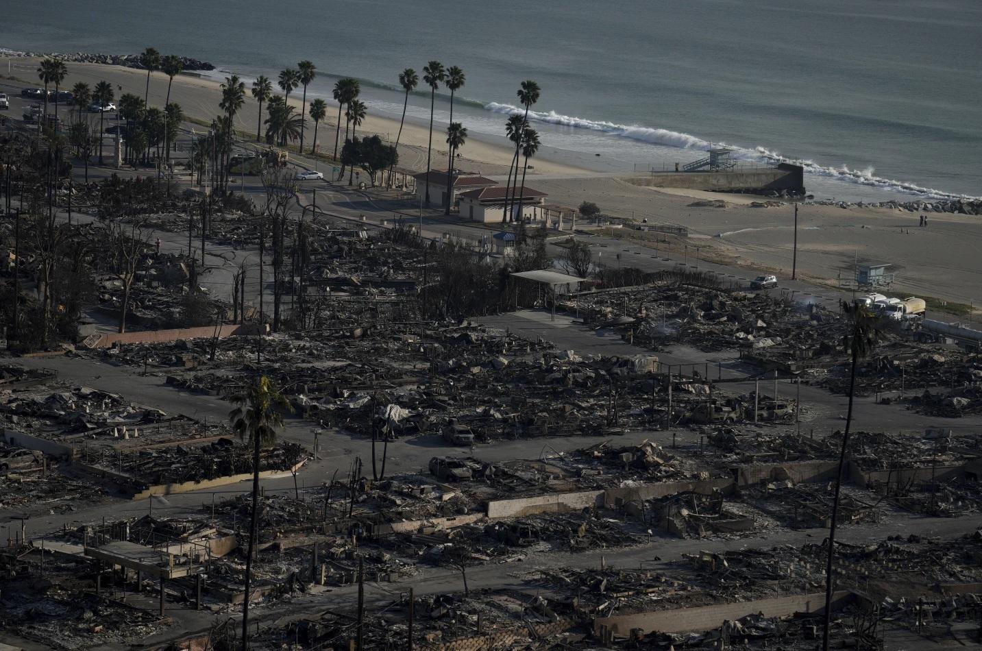 加州洛杉磯近郊今年1月山火肆虐,《三藩市紀事報》調查污染檢測結果發現,數十戶民宅罕見地出現致癌物質「鈹」(beryllium)。(資料圖片)