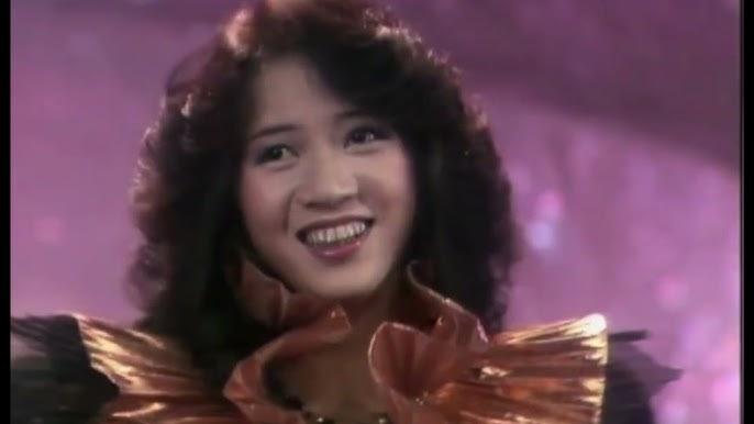 梅艷芳在1982年7月18日參加新秀歌唱大賽,一鳴驚人。