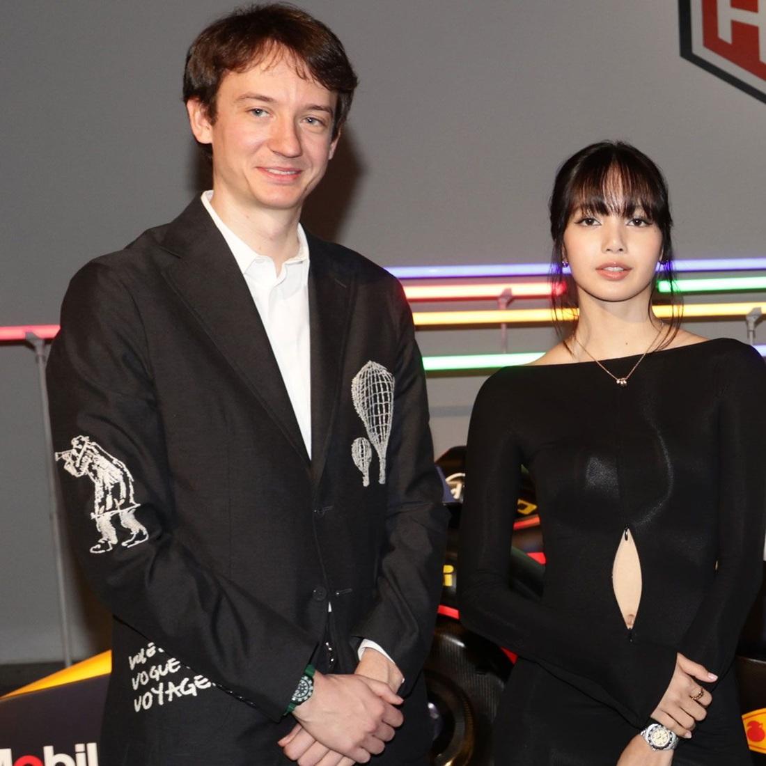 Lisa去年開始經常出席Frédéric Arnault旗下品牌的宣傳活動。