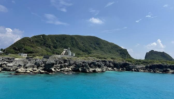 鹿兒島縣吐噶喇列島近海近期連環地震,圖為該地區的小寶島。(互聯網)