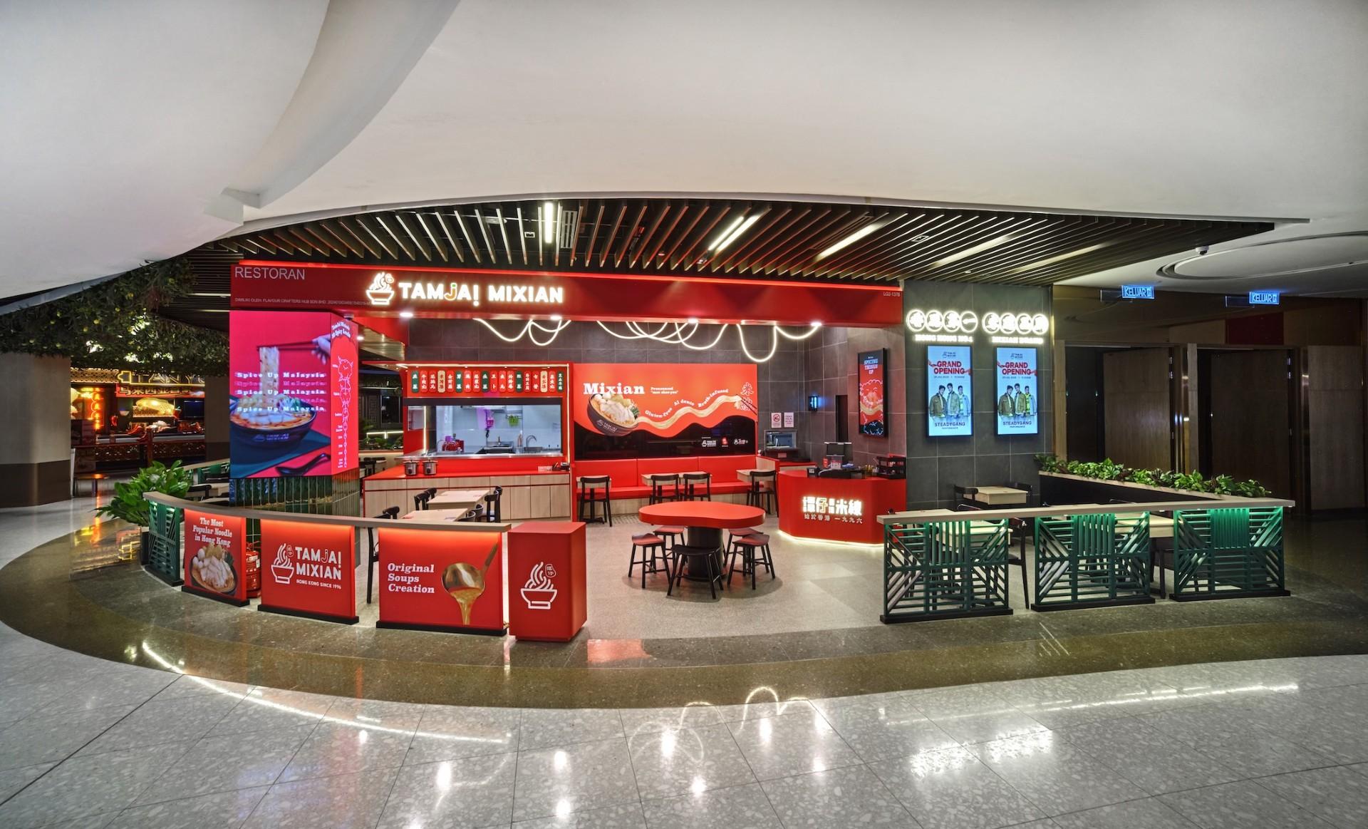 譚仔進軍馬來西亞,在雙威金字塔廣場開設首間「譚仔香港米線」門店。(譚仔提供)