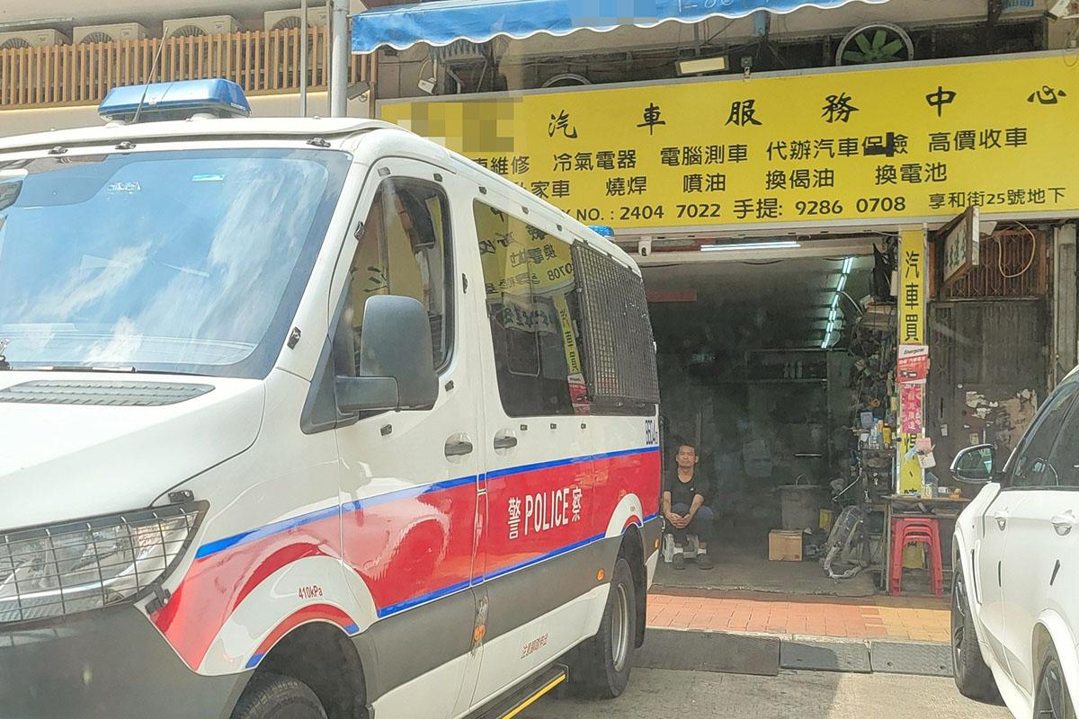 享和街今日間中有警員到場就違例泊車等行為執法。(網上圖片)