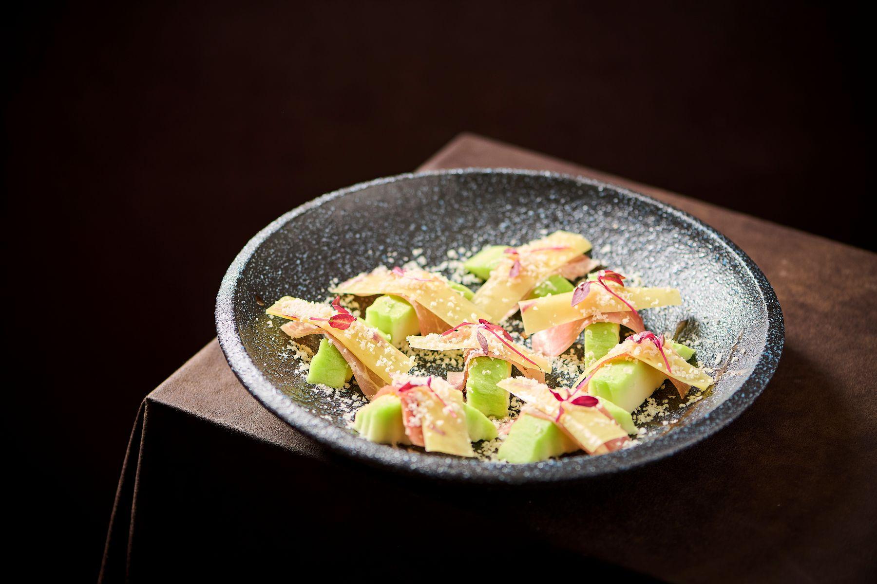 三年諾鄧火腿配手撕乳扇$328