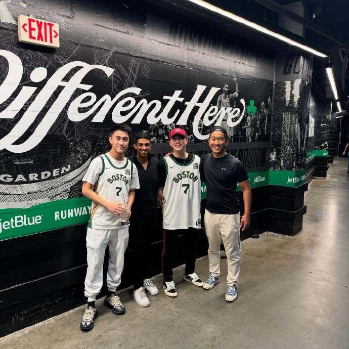 何猷君在IG分享成為NBA凱爾特人隊股東。