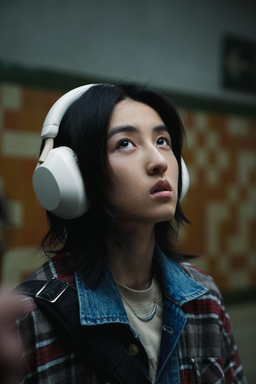 張子楓有份參演電影《捕風追影》。