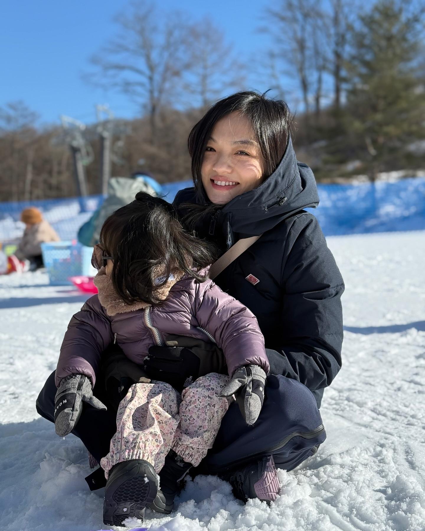 徐佳瑩為丈夫比爾賈誕下一子一女。