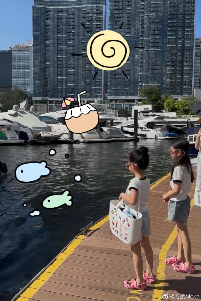 去到哪裡都好,方媛總帶著兩位愛女。