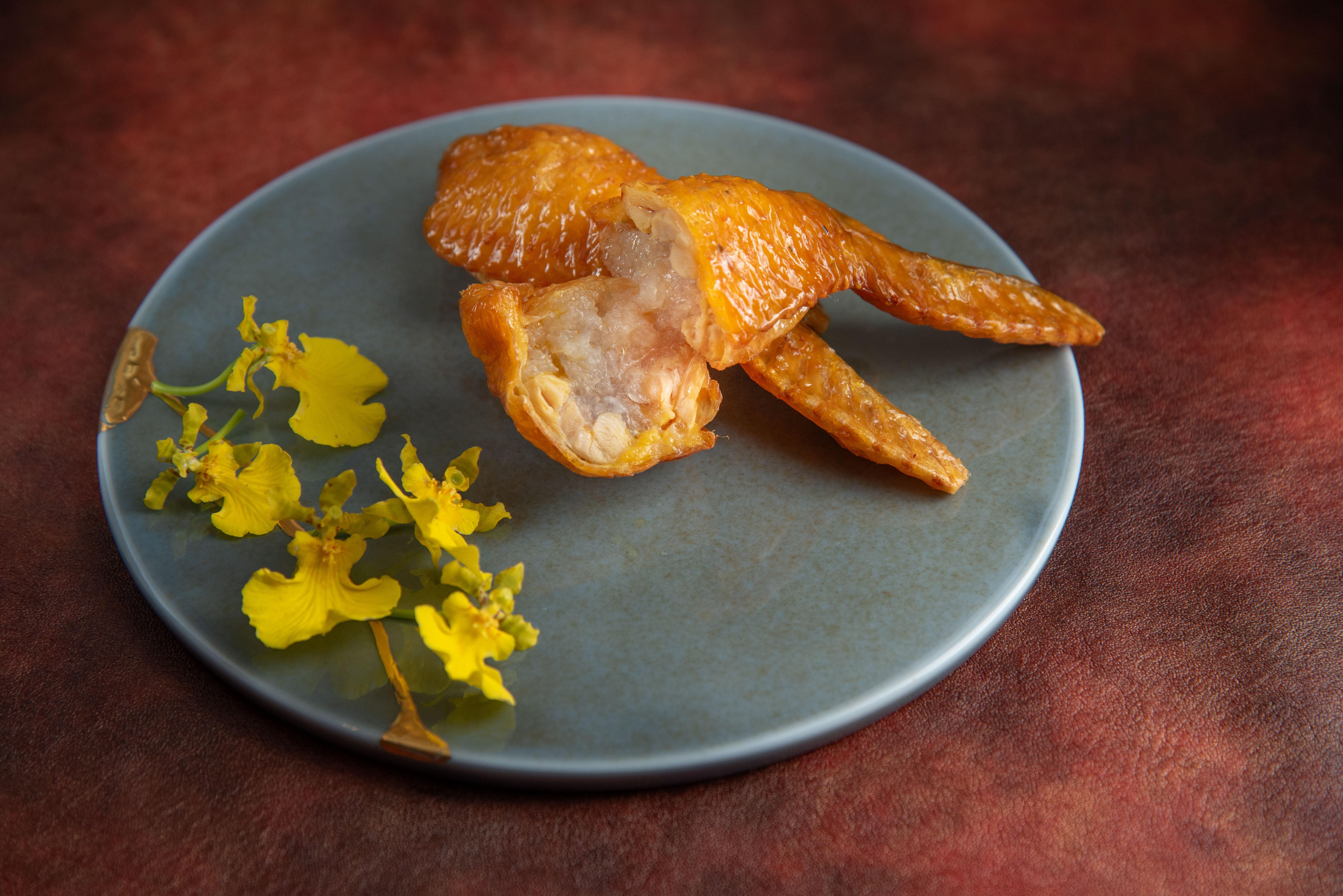 富哥拿手名菜燕窩釀雞翼