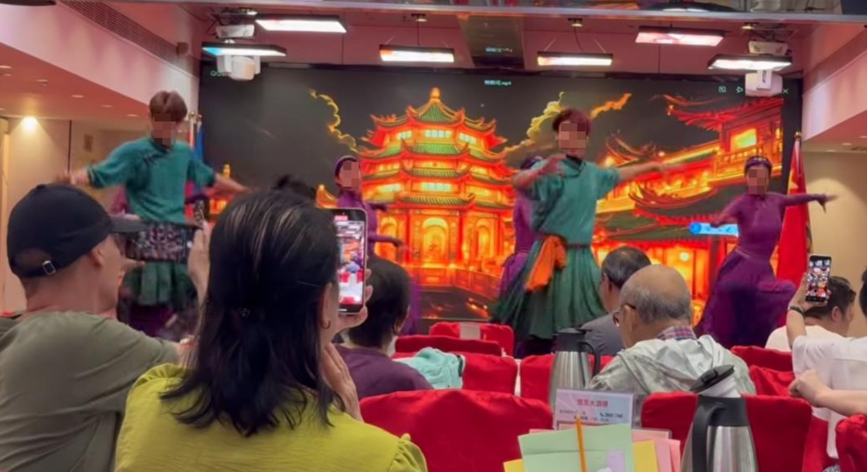 社交平台上月流傳影片,指觀塘一間酒樓有人於台上表演蒙古舞。(影片截圖)