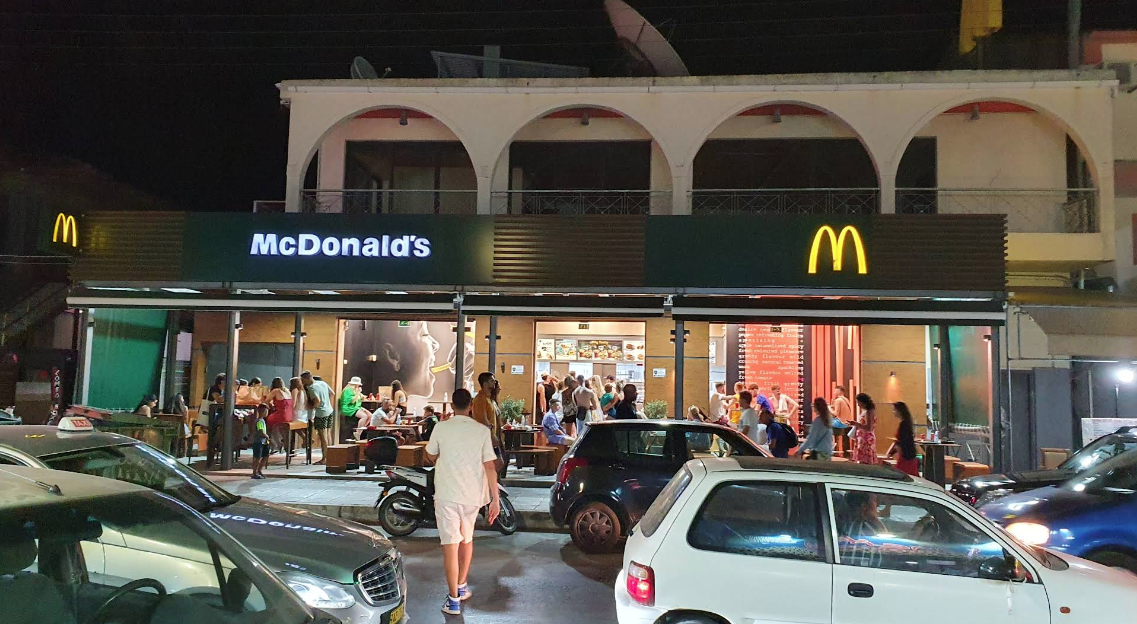 札金索斯島上的麥當勞。(互聯網)