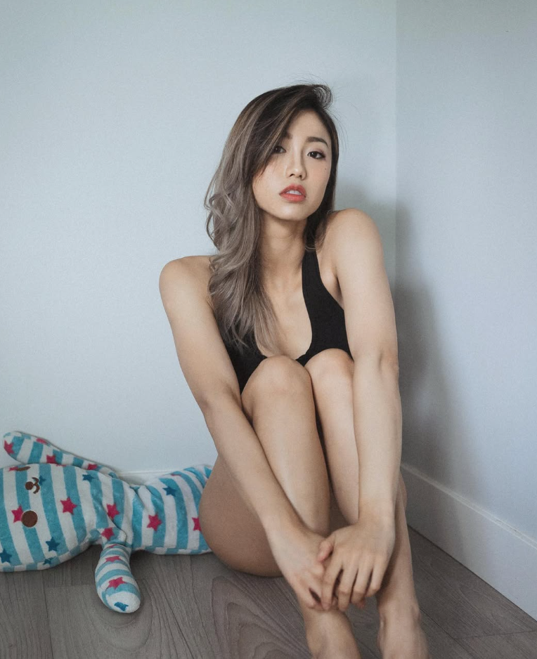 Chloe Chm/(IG@coco_chm)