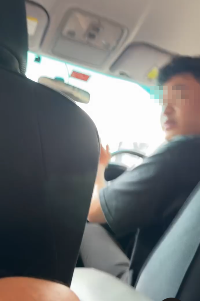 事主預約「高德打車」私家車服務由荃灣海濱花園往沙咀道,平台顯示司機接過371張單,獲評4.5星,上車後發現司機只懂說普通話及不熟荃灣路段,行車緩慢且多次錯線。(Threads)