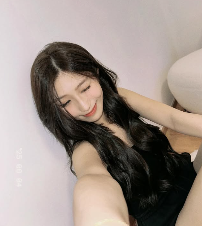 身為KOL的Cherry,與MC傳出緋聞。