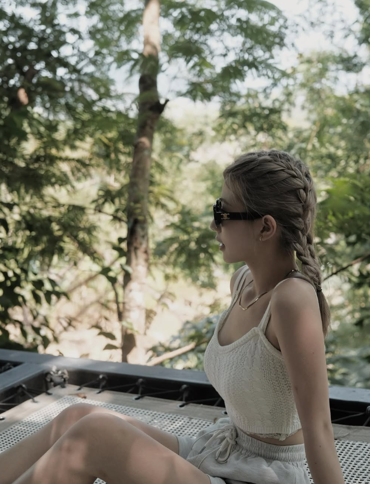 MC緋聞女友Cherry(IG@_cherryyylam)