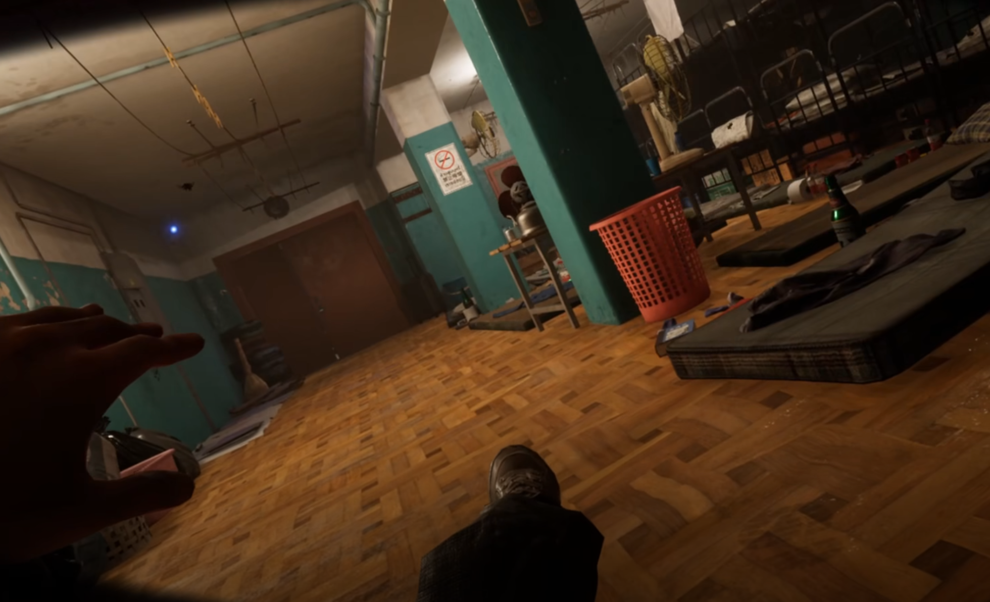 《逃離電詐園區:反詐突圍》(Escape the Fraud Factory)近日公開Steam頁面,玩家將扮演被誘騙進入園區的「豬仔」,與朋友合力逃出生天。遊戲仍在開發階段,預計2026年第一季度發售。