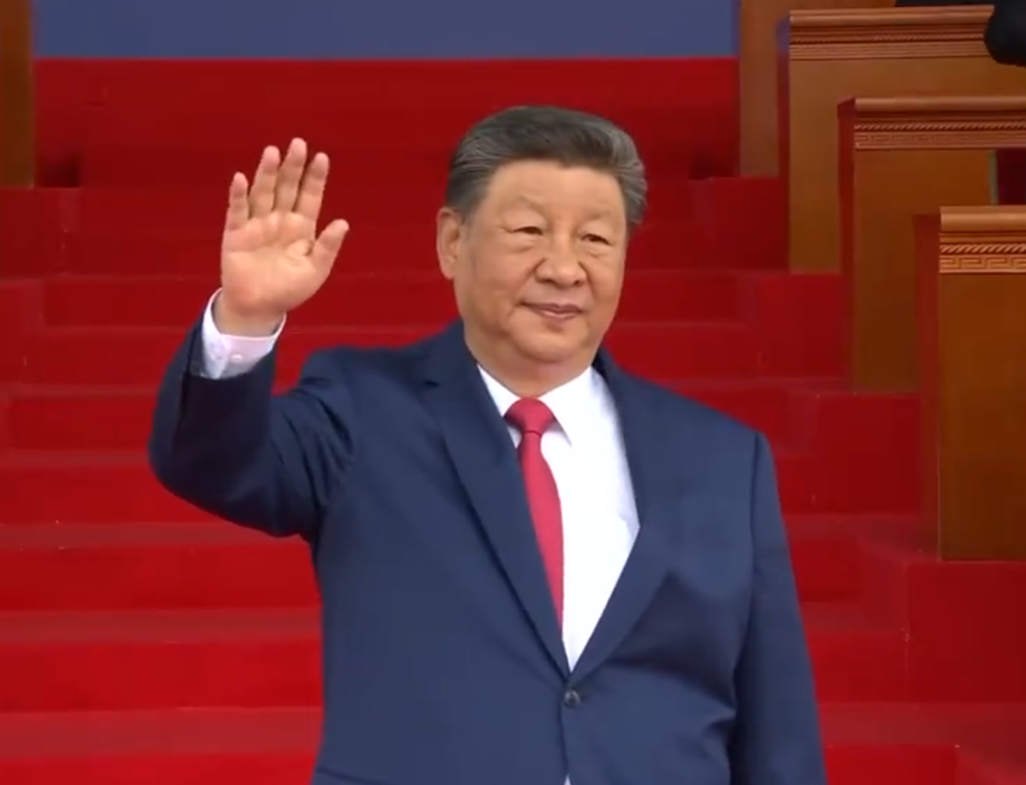 習近平率領中央代表團到西藏拉薩市出席西藏自治區成立60周年慶祝大會(央視截圖)