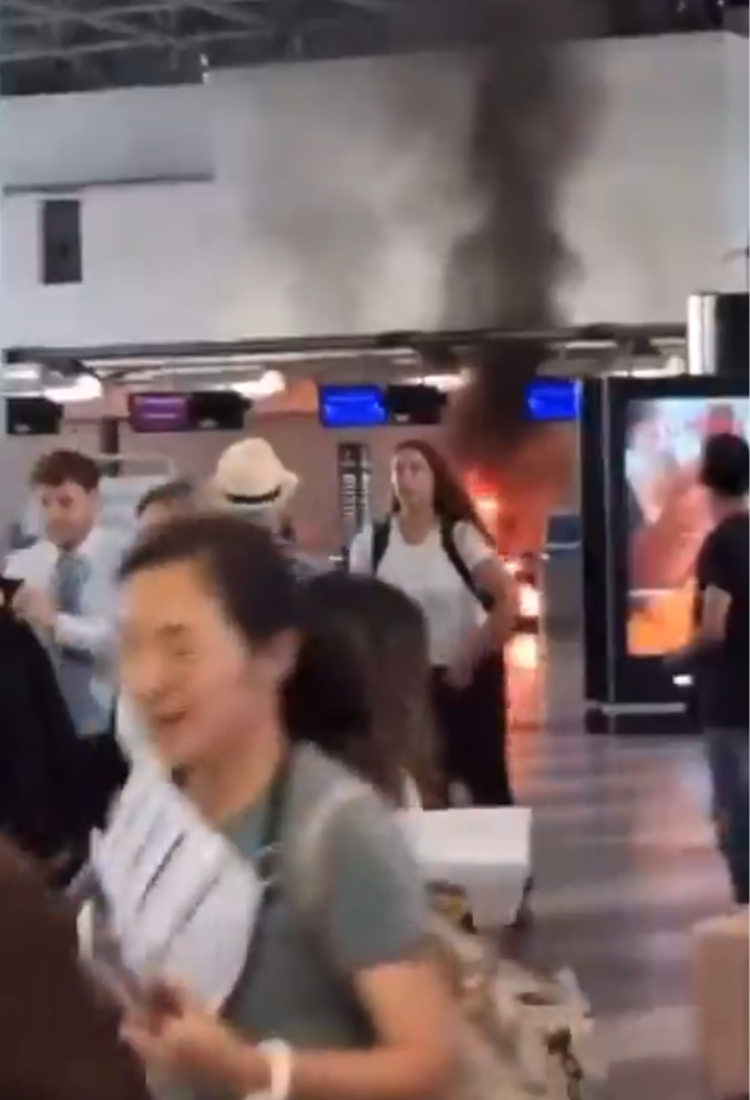 男子米蘭機場放火拿鐵鎚怒砸 旅客慌忙拖喼逃離 勇漢持滅火筒制服兇徒(有片)