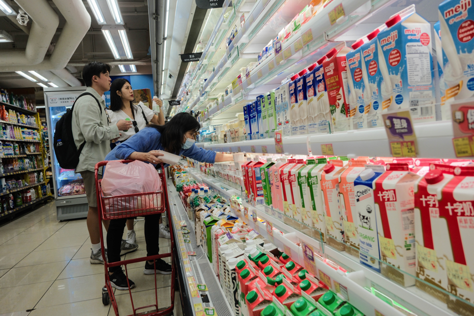 7月通脹放緩,基本通脹率為1%。(中通社)