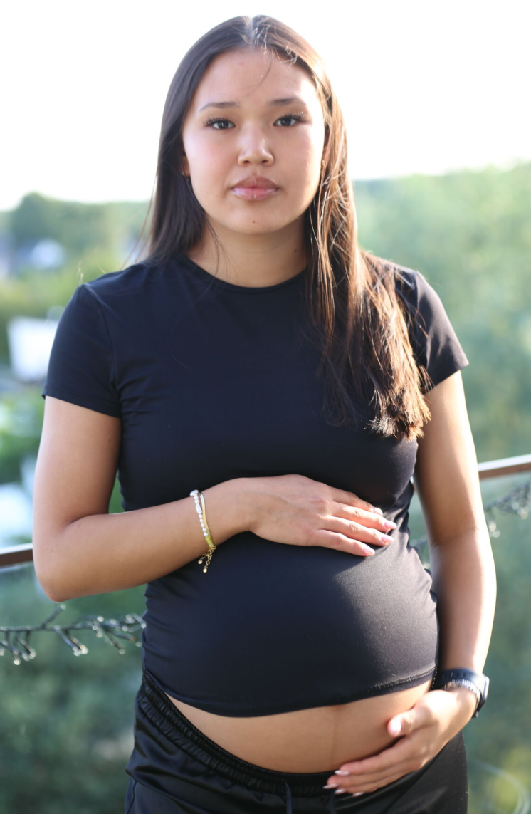 丹麥於今年5月起修例,禁止向來自格陵蘭的新生父母進行受爭議的「育兒能力測試」,惟本月仍對一名格陵蘭18歲母親進行評估,由於她測試「肥佬」失去監護權,女嬰出生一小時即被強行帶往寄養家庭(網上圖片)