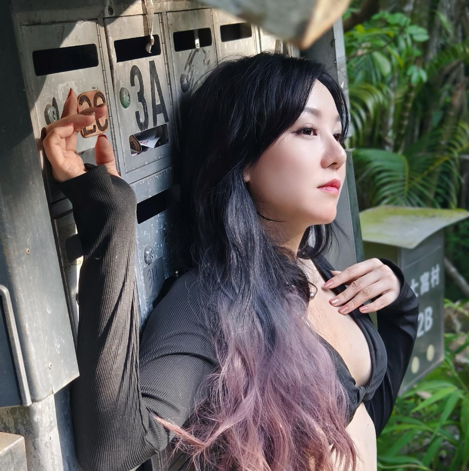 甄采浠(IG@carisayan123)