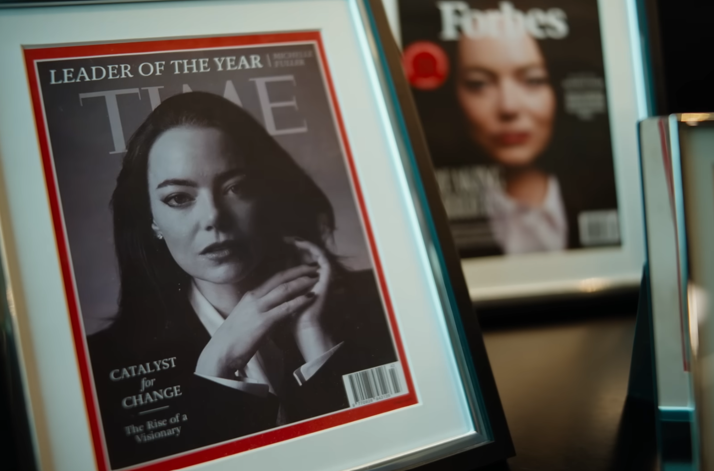 愛瑪史東在《Bugonia》中飾演女高層。