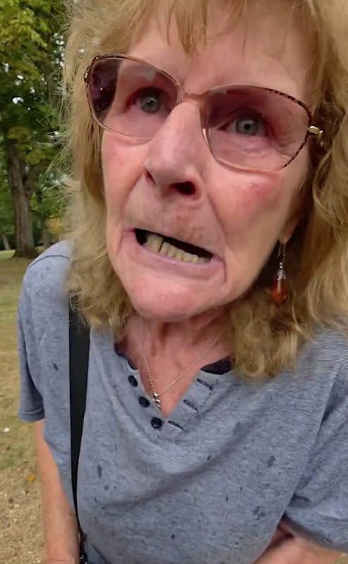 事主受襲及與涉事夫婦拉扯過程。(互聯網)