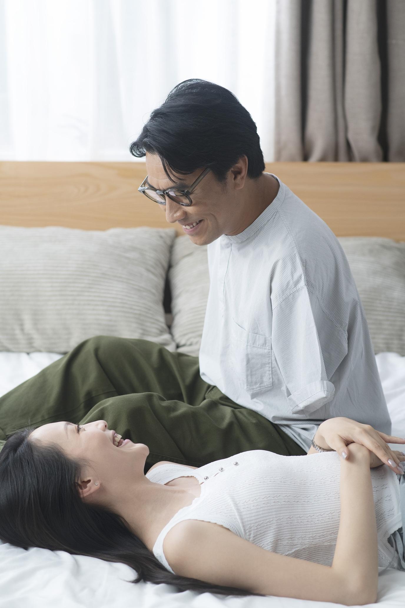 金凱特別《不會愛的人》 拍攝MV,分享他與女朋友相處時的小確幸。