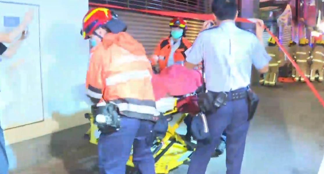 起火單位發現3男及2貓咪,當時全部已陷入昏迷。(有線新聞截圖)