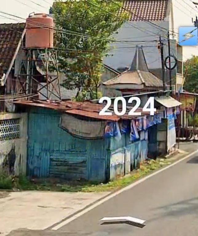 2022至2024年,藍色小屋已重門深鎖,也許她已離去。(X)