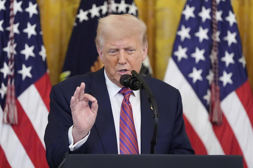 俄烏戰爭,據報美俄領袖最快下周會晤,隨後擬與俄烏總統有望會談。(AP)