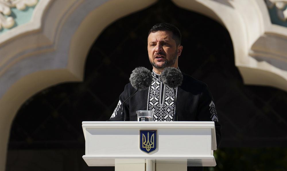 澤連斯基獨立日演說:繼續為自由而戰。(AP)