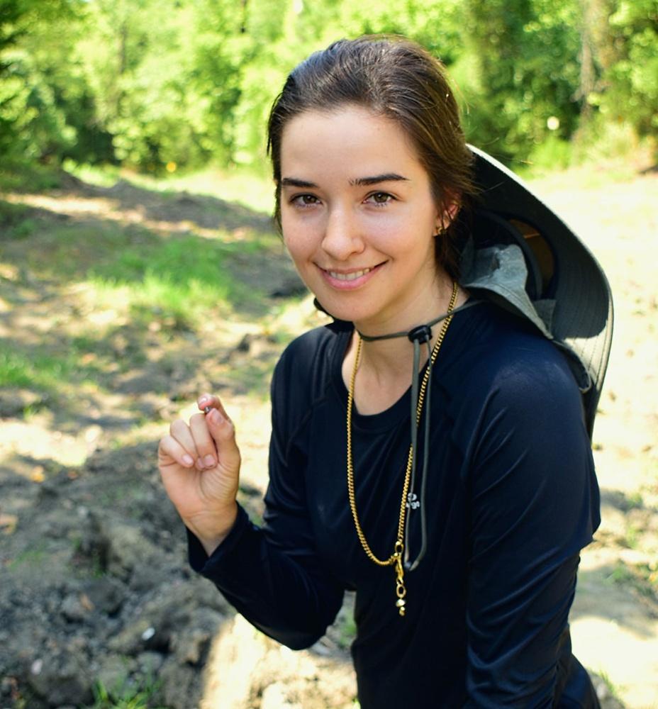 Micherre:再多研究也無法代替你親手翻泥找石的經驗。(X)