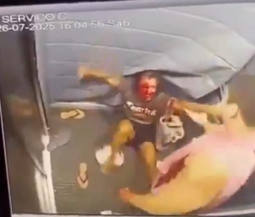 在乘搭升降機的短短35秒內,Cabral狂揍女友61拳,主攻面部,將女友打得血流披面。(X)