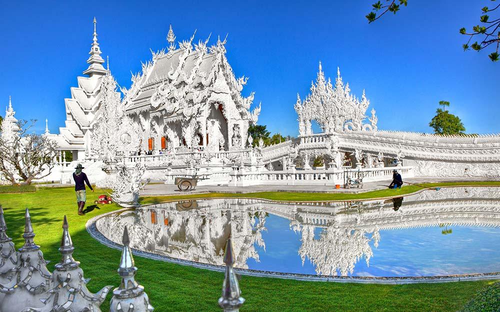 泰國觀光局提出「Buy International,Free Thailand Domestic Flights」活動,向外國旅客送出約20萬套張泰國國內免費來回機票。