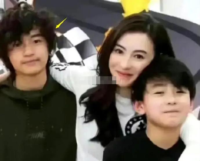 Lucas及Quintus多年來都是跟媽媽同住。