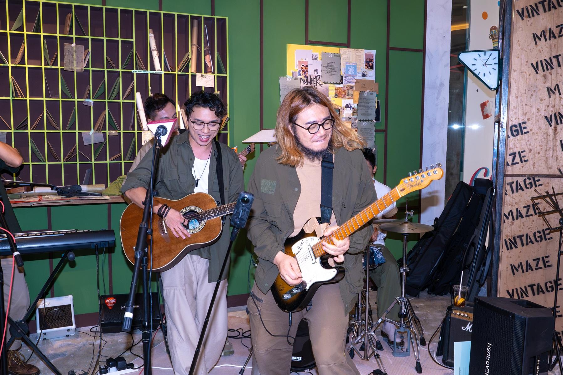 Ken是一位彈奏技巧非常高的結他手。