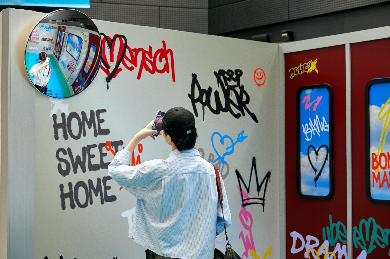 東京站的展覽,展出GD新歌《HOME SWEET HOME》的MV布置。