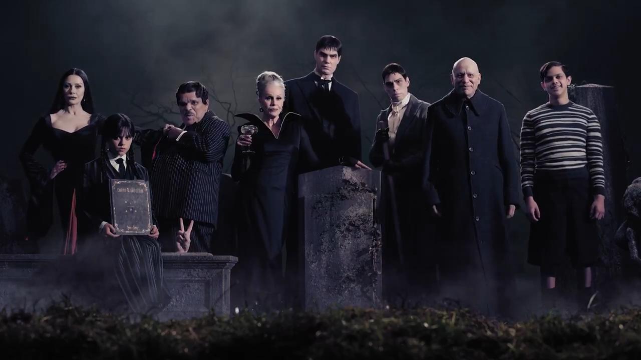 Netflix安排《am730》以zoom形式訪問《星期三》台前幕後。