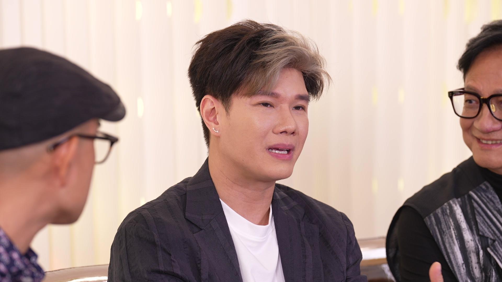 張與辰燃起舞台劇之火。